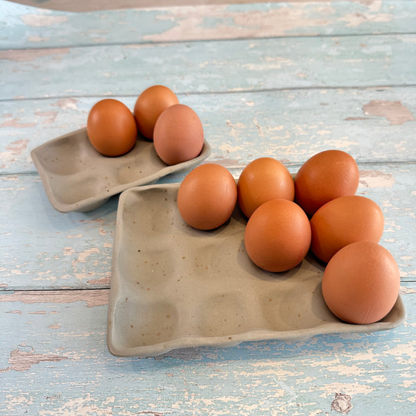Grey Egg Tray, Holds 12 Eggs