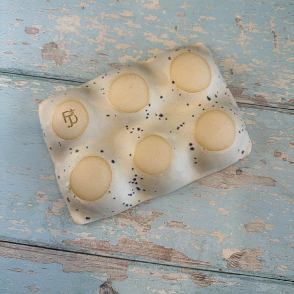 White with Purple Speckles Egg Tray, Holds 6 Eggs