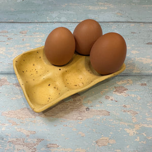 Yellow Egg Tray, Holds 6 Eggs